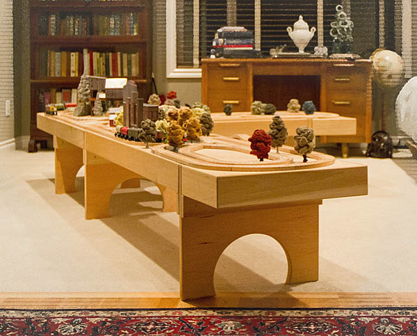 portable model train tables